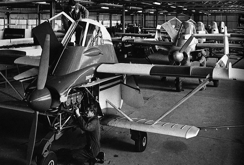 1974. The Airtruk production line at Seven Hills.